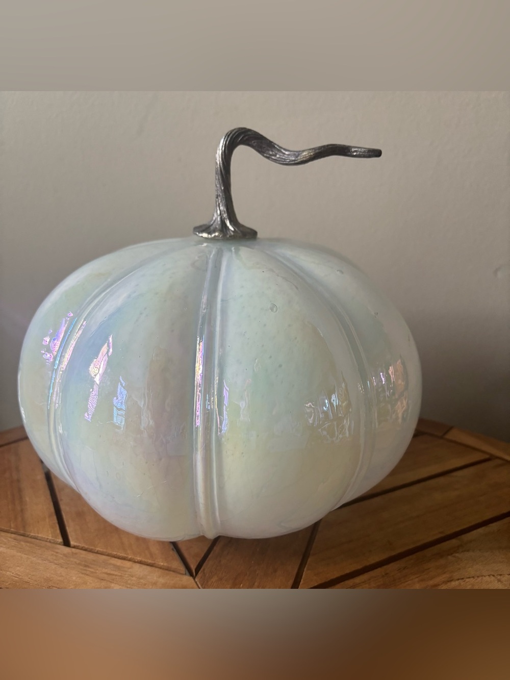 Iridescent Art Blown Glass Pumpkin Halloween Fall 9”x10” Pearl White